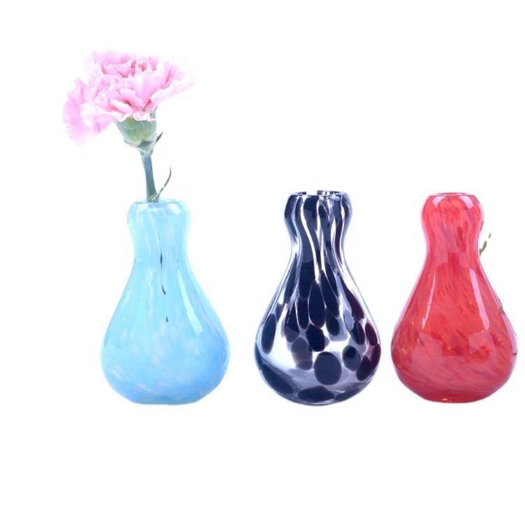 Handmade small size tinted color glass flower vase