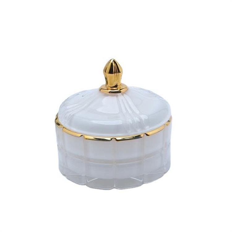 White glass candle jar with lid